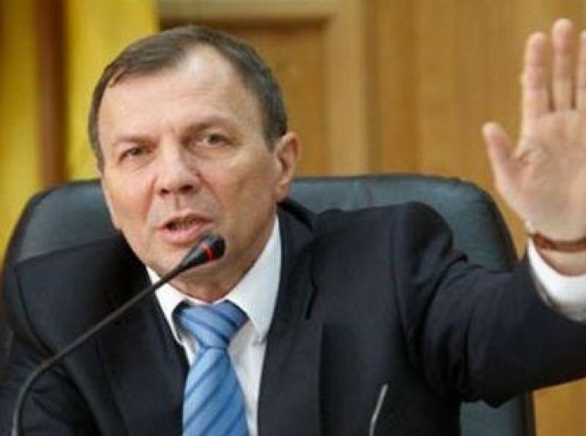 Віктор Погорєлов підписав рішення про заборону будівництва у сквері