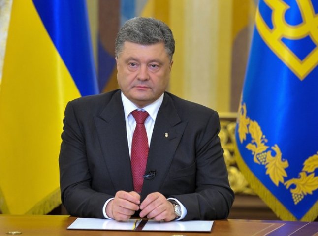 ПОРОШЕНКО ЗМІНИВ УСІХ ГОЛІВ РДА У ЗАКАРПАТТІ