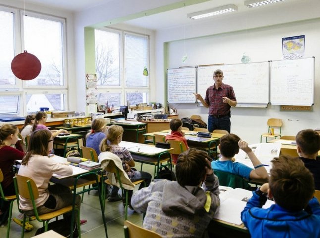 У школи та дитсадки Чехії записали 66 тисяч дітей українських біженців