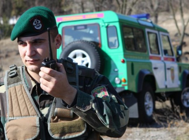 Неподалік Ужгорода правоохоронці виявили групу нелегальних мігрантів із Сомалі