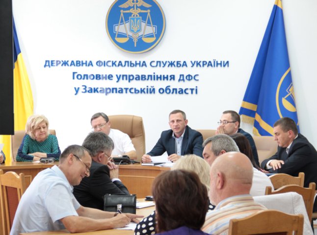 В Ужгороді відбулось засідання Громадської ради при обласному управлінні фіскальної служби