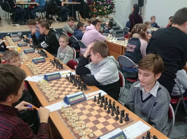 У Мукачеві розпочався дитячий шаховий фестиваль