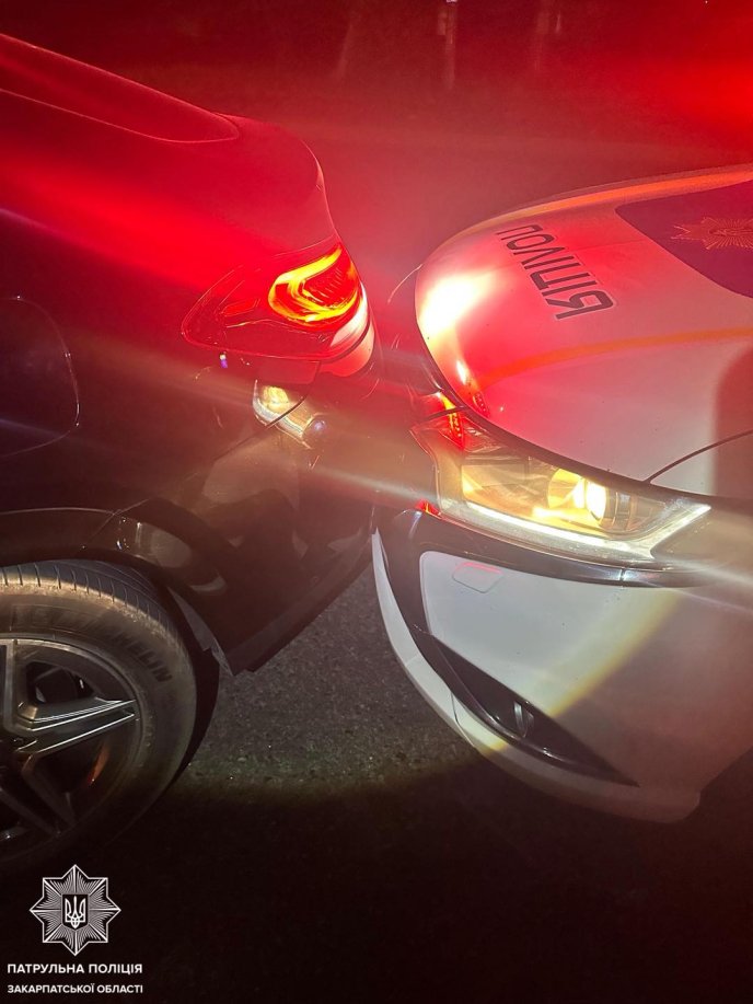 Жінка вчинила ДТП: патрульні зазначають, що вона була напідпитку – 01