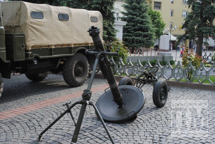 В центрі Мукачева проходить виставка військової техніки та озброєння 128-ї окремої гірсько-піхотної бригади (ФОТО) – 13