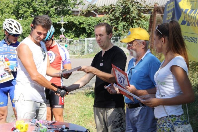 На Мукачівщині відбулись треті за ліком змагання у форматі "апхіл" – 10