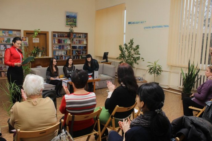 Три письменниці презентували у Мукачеві свою збірку – 05 Три письменниці презентували у Мукачеві свою збірку – 05