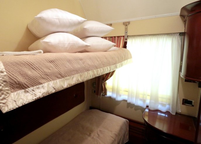 "Укрзалізниця" показала розкішні вагони, які обладнані ванною, кухнею, залою відпочинку і спальнею – 21