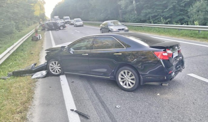 Закарпатець потрапив у жахливу аварію на трасі «Київ-Чоп» – 04