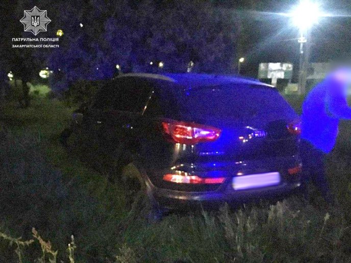 Вночі патрульні переслідували авто порушника – 04 Вночі патрульні переслідували авто порушника – 04