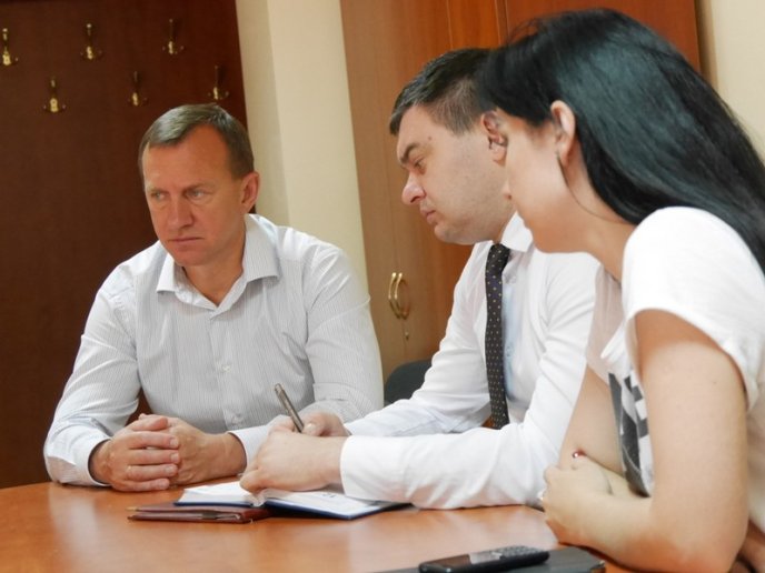 В Ужгороді запрацює соціальне таксі – 01