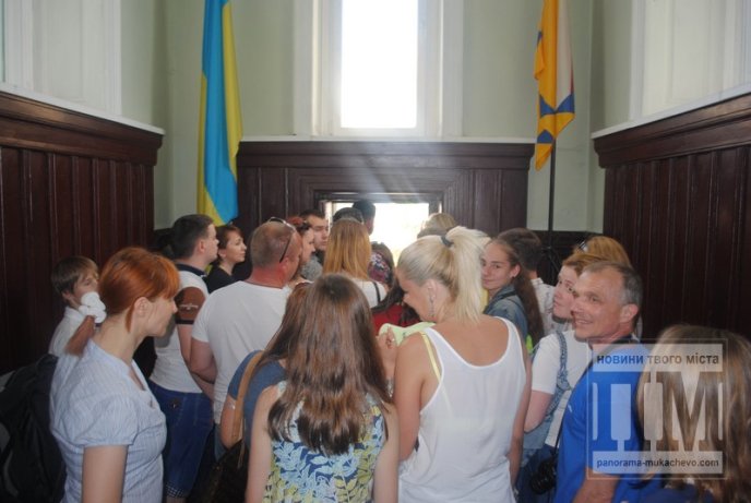 До Дня Мукачева містяни пройшлися дахами та вежами міста (ФОТО) – 03