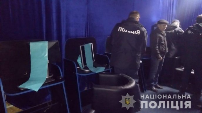 У Мукачеві тривають обшуки – 03 У Мукачеві тривають обшуки – 03