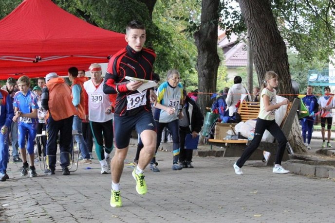 Ужгородом та районом бігають орієнтувальники на міжнародних змаганнях «Кубок Дружби - 2013» та чемпіонаті України з багатоборств (ФОТО) – 10