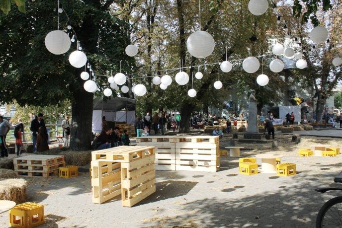 В Ужгороді триває святковий "Мост Сіті Фест" – 09