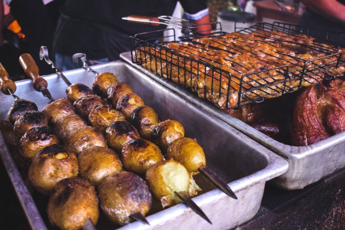 В Ужгороді на набережній Незалежності розпочався Петрівський ярмарок – 03
