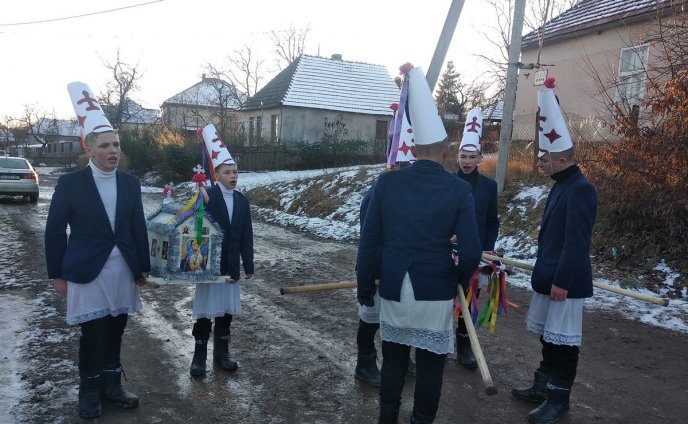 Вертепи і бетлегеми: як на Закарпатті колядують – 01 Вертепи і бетлегеми: як на Закарпатті колядують – 01
