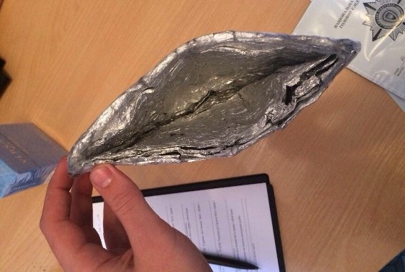 Ужгородець украв із вітрини мукачівського магазину товар – 03 Ужгородець украв із вітрини мукачівського магазину товар – 03