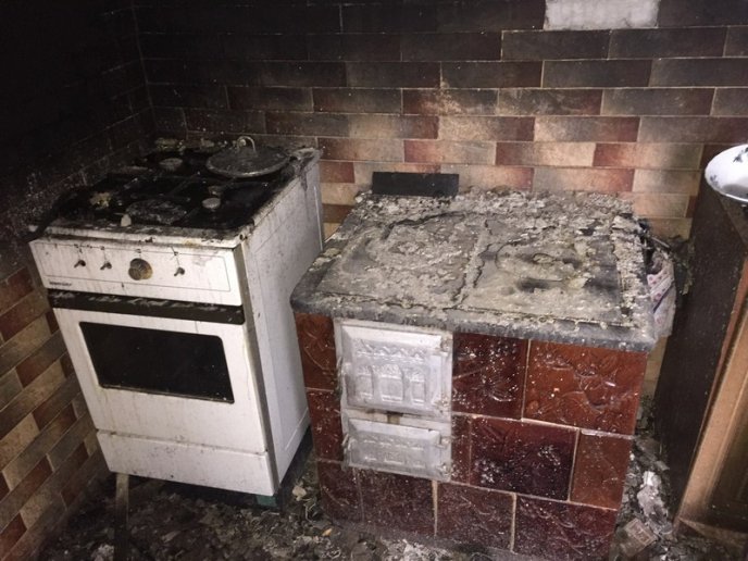 У ванні виникла пожежа. Ледь не згорів будинок – 02