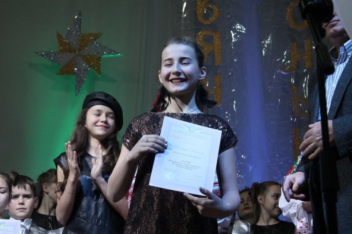 У Мукачеві визначили найспівучіших вокалістів « Різдвяної зіроньки 2018» – 05