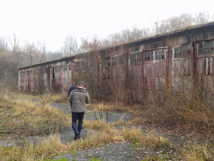 Мукачівський аеродром нагадує зону відчуження: як він зараз виглядає – 04