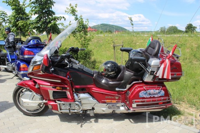 Фестиваль "Огинь і м’ясо" у Мукачеві стартував злетом байкерів – 13