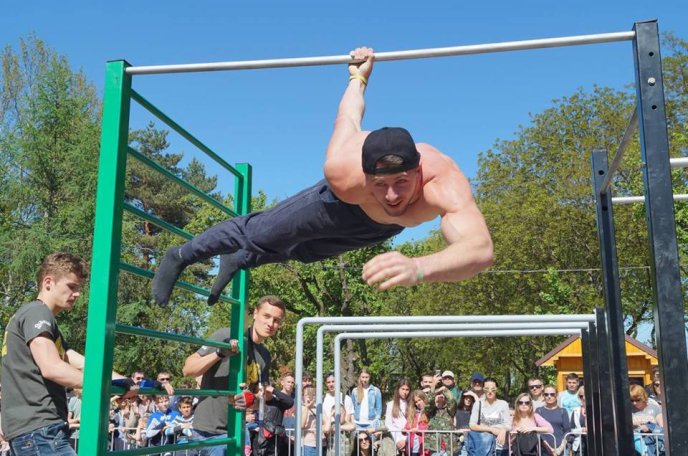 У Мукачеві змагались вуличні атлети – 02