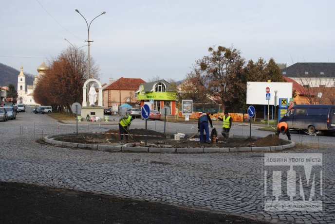 В Мукачеві на Ужгородській будується транспортне кільце (ФОТО) – 05