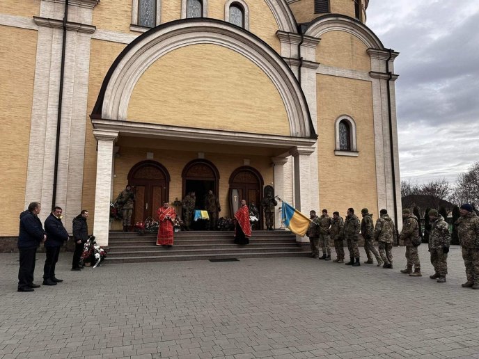 Сьогодні провели в останню путь військовослужбовця 128-ої бригади – 01