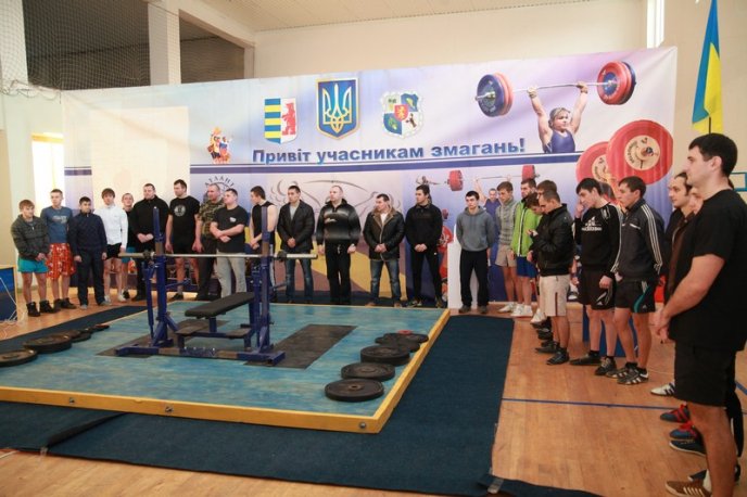 На Свалявщині пройшов чемпіонат Закарпаття з класичного жиму серед чоловіків (ФОТО) – 01