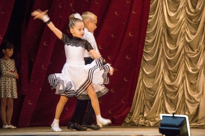 У Рахові відбулися змагання зі спортивних танців «Кубок Рахова – 2016» – 01 У Рахові відбулися змагання зі спортивних танців «Кубок Рахова – 2016» – 01