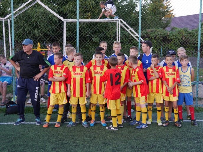 В Ужгороді пройшов міськрайонний турнір з дворового футболу – 03