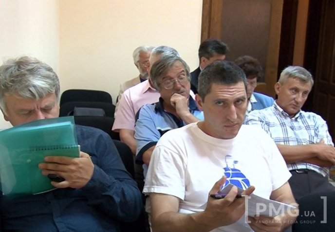 Кожна меншина повинна бути представлена у органах державної влади — висновок круглого столу в Мукачеві – 04