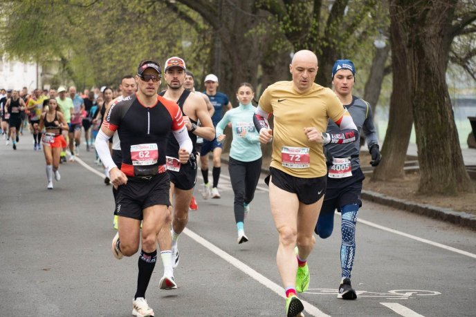 Відбувся Uzhhorod Half Marathon 2025. На підтримку ЗСУ зібрали понад 3,4 мільйони гривень – 04 Відбувся Uzhhorod Half Marathon 2025. На підтримку ЗСУ зібрали понад 3,4 мільйони гривень – 04