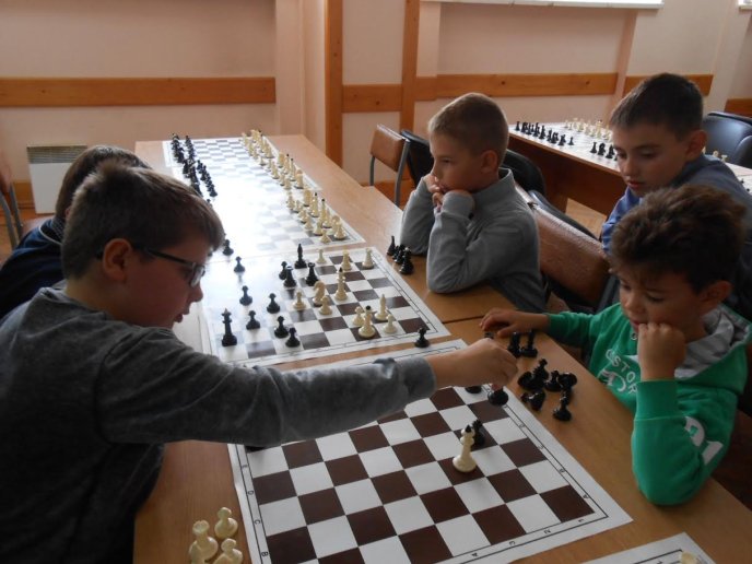 У Рахові пройшов міжрайонний шаховий турнір – 03 У Рахові пройшов міжрайонний шаховий турнір – 03