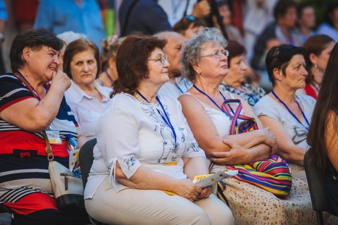 Роберт Горват зустрівся зі своїми прихильниками у замку – 21