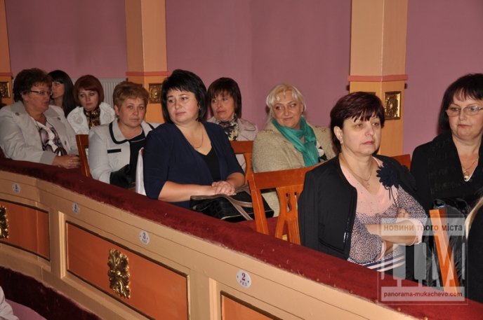 У Мукачеві вшановували представників найпочеснішої професії (ФОТО) – 02 У Мукачеві вшановували представників найпочеснішої професії (ФОТО) – 02