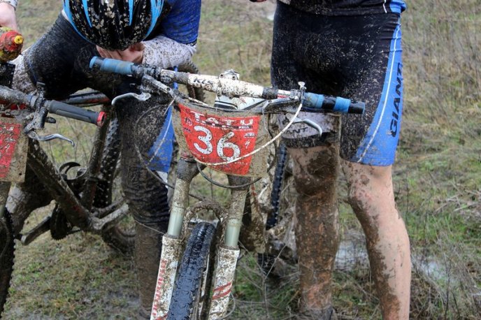 На Радванському кар’єрі змагались велосипедисти у дисципліні крос-кантрі (ФОТО) – 23 На Радванському кар’єрі змагались велосипедисти у дисципліні крос-кантрі (ФОТО) – 23