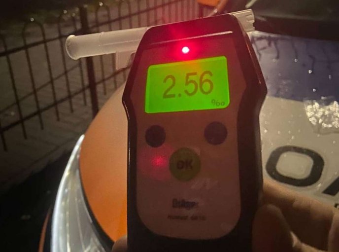 Двічі зафіксовано ДТП через нетверезих водіїв: норма алкоголю була перевищена у 14 разів – 01
