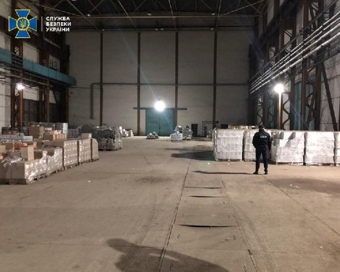 На Закарпатті СБУ блокувала збут фальсифікованого алкоголю – 04 На Закарпатті СБУ блокувала збут фальсифікованого алкоголю – 04