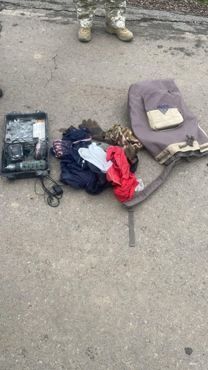 Чоловік говорив, що у рюкзаку має бомбу