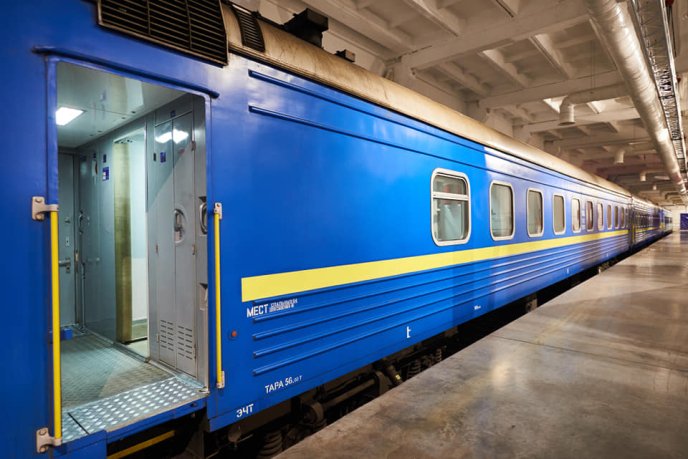 "Укрзалізниця" показала пасажирські вагони, які планує закуповувати у 2021 році: що нового – 01