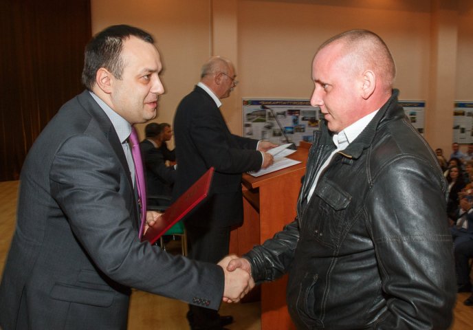 Керівництво Закарпаття привітало енергетиків з професійним святом (ФОТО) – 06