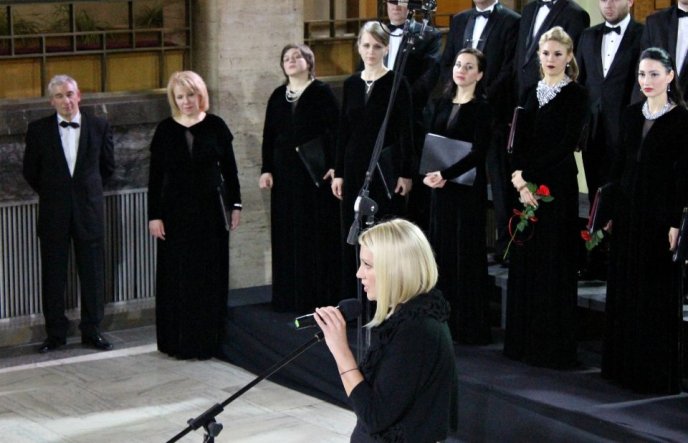 В Ужгороді хор Cantus концертом відзначив своє 25-річчя – 01