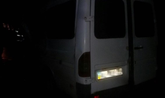 На Свалявщині мікроавтобус з туристами потрапив у ДТП: є жертва – 02