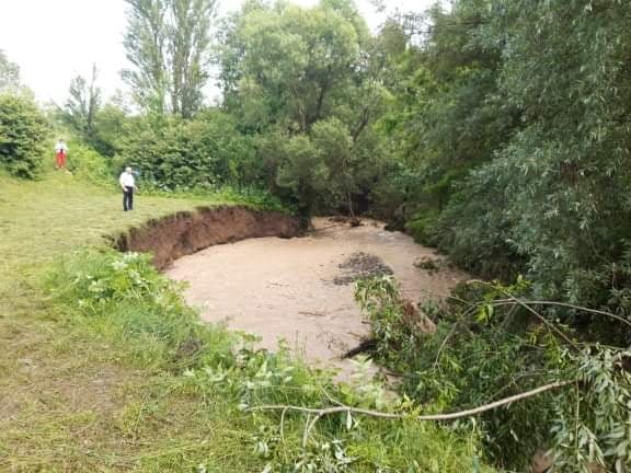 Зруйновано 4 мости, підтоплено 40 дворогосподарств: негода накоїла лиха у селі на Іршавщині – 20