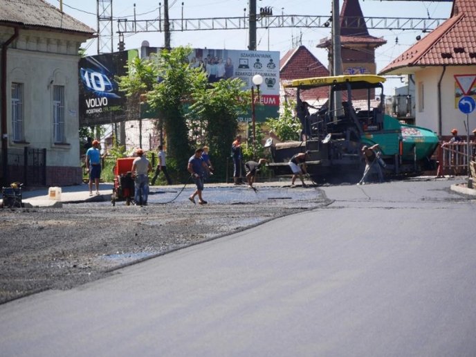 В Ужгороді закінчують довготривалий ремонт на вулиці Антонівській – 02