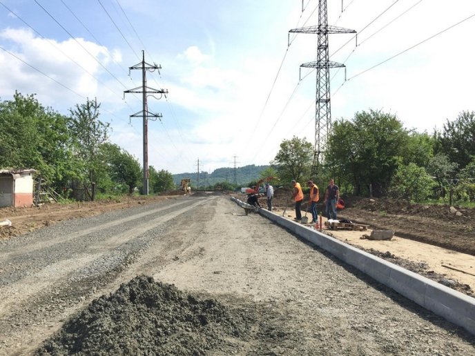 У Мукачеві будують нову вулицю – 04