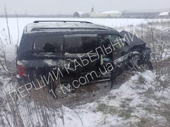 Вранці у Мукачеві трапилась аварія. Постраждало двоє людей – 03 Вранці у Мукачеві трапилась аварія. Постраждало двоє людей – 03