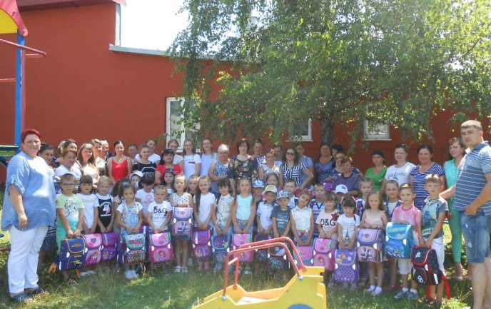 Школярі Рахівщини готові до нового навчального року – 03