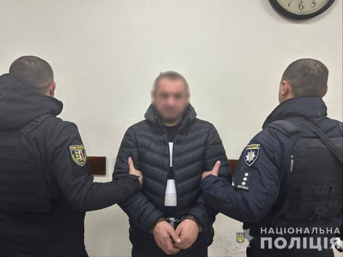 У закарпатському селі жорстоко побили чоловіка. Він помер у лікарні – 01 Чоловік забив до смерті свого односельця